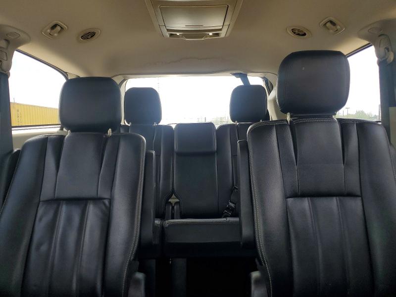 48803926 :رقم المزاد ، 2C4RC1BG9GR268737 vin ، 2016 Chrysler Town & Country مزاد بيع