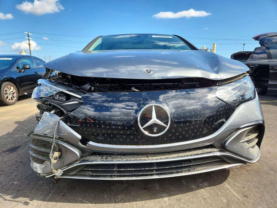 47346846 :رقم المزاد ، W1KEG1CB2RF055554 vin ، 2024 Mercedes-benz Eqe Sedan مزاد بيع