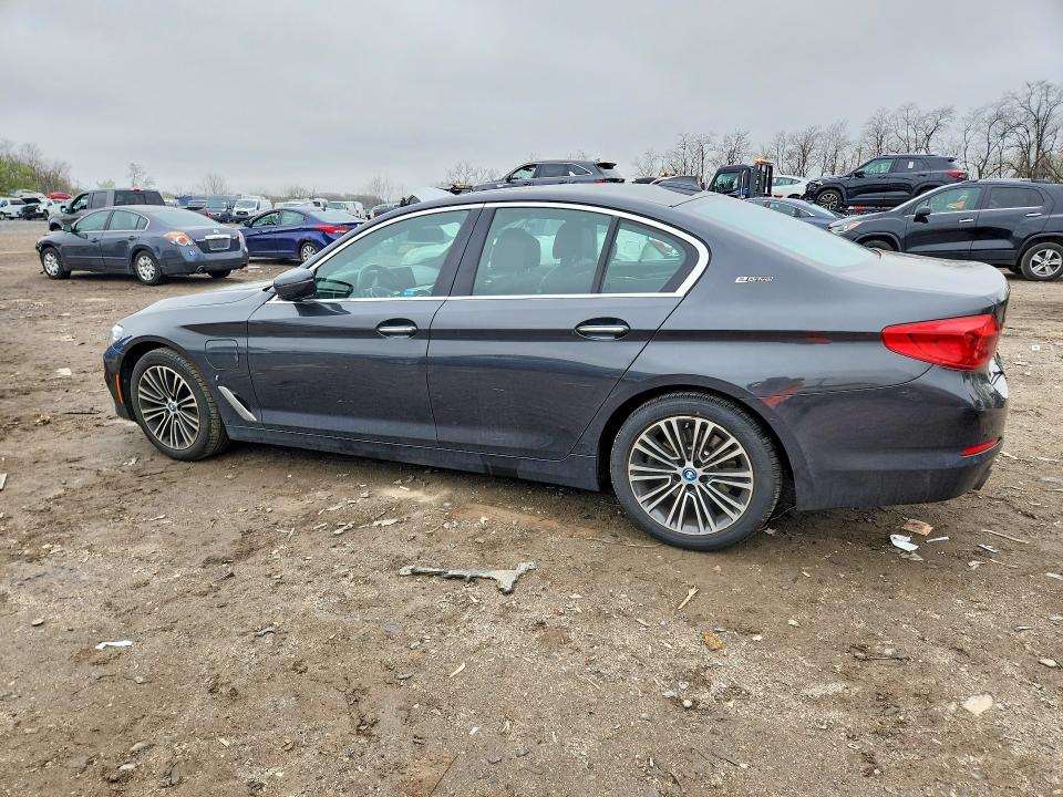 48652916 :رقم المزاد ، WBAJB1C58JB084065 vin ، 2018 Bmw 530xe مزاد بيع