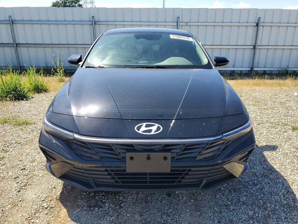 2025 Hyundai Elantra Hybrid მანქანა იყიდება აუქციონზე, vin: KMHLM4DJ1SU150976, აუქციონის ნომერი: 51684316