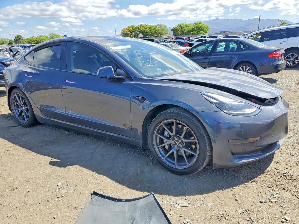 49828786 :رقم المزاد ، 5YJ3E1EA4MF867513 vin ، 2021 Tesla Model 3 مزاد بيع
