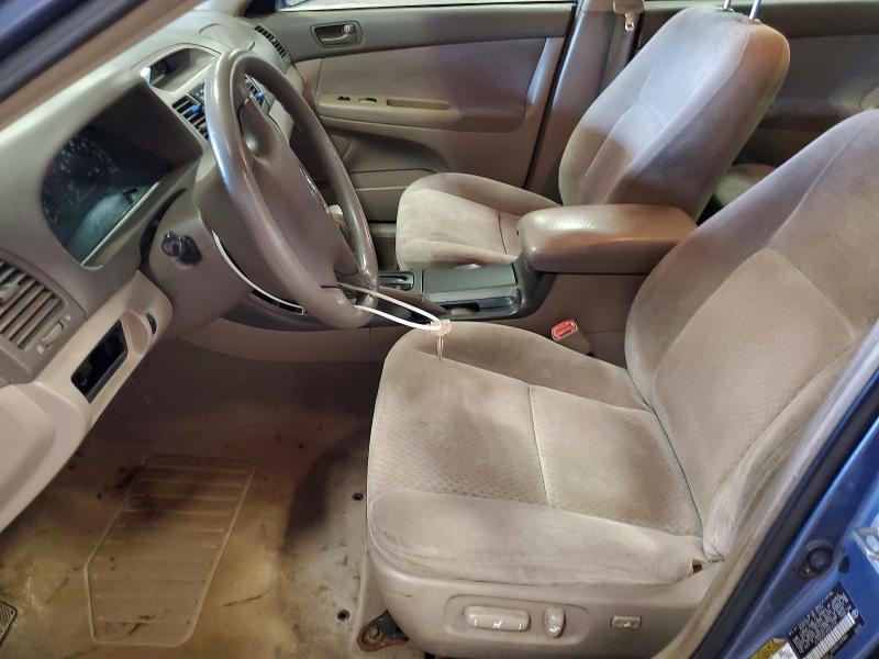 50004186 :رقم المزاد ، 4T1BE32K14U872126 vin ، 2004 Toyota Camry مزاد بيع