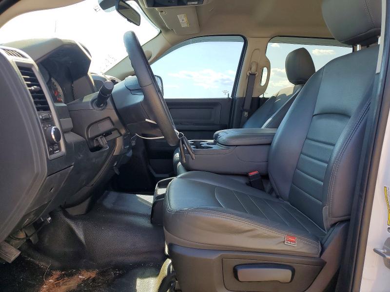 48678536 :رقم المزاد ، 3C63RRGL5JG199395 vin ، 2018 Ram 3500 مزاد بيع