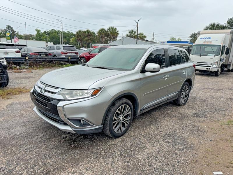 Aukcja sprzedaży 2018 Mitsubishi Outlander, vin: JA4AD3A34JZ001551, numer aukcji: 49270016