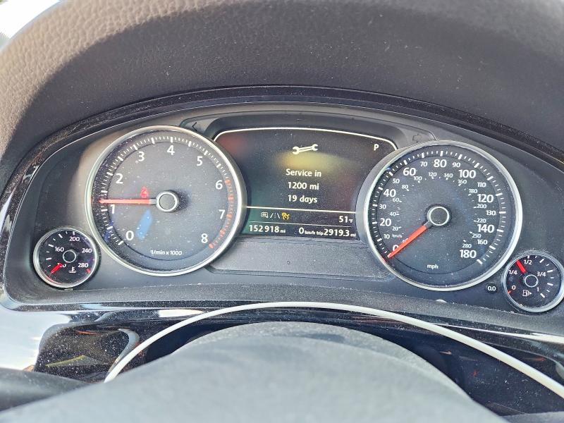 Продажа на аукционе авто 2017 Volkswagen Touareg, vin: WVGRF7BP2HD003183, номер лота: 49333636