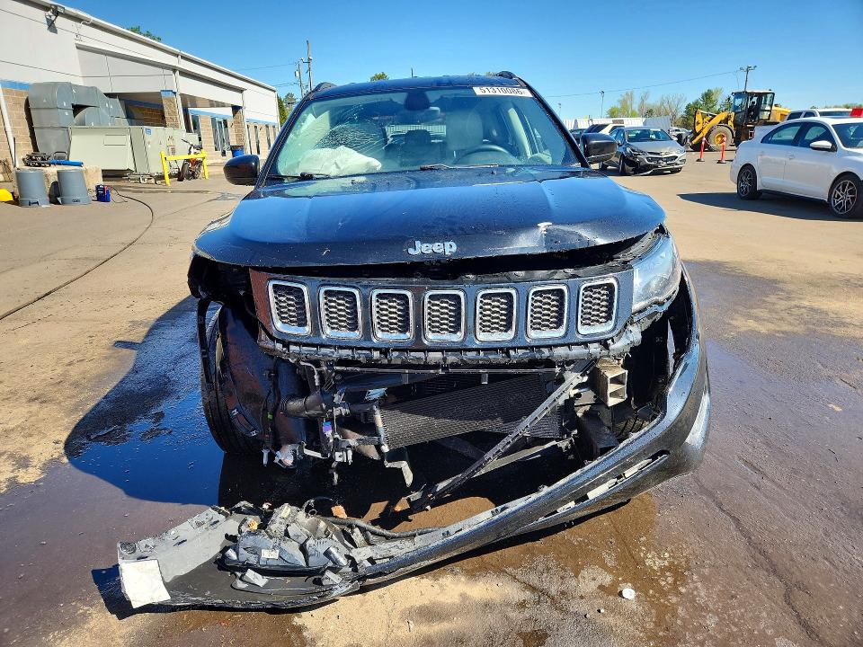2018 Jeep Compass მანქანა იყიდება აუქციონზე, vin: 3C4NJDBB7JT262336, აუქციონის ნომერი: 51310086