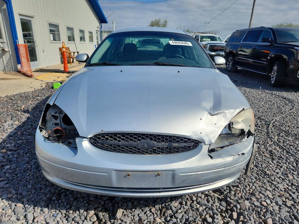 Aukcja sprzedaży 2001 Ford Taurus, vin: 1FAFP55U31A104546, numer aukcji: 49093686