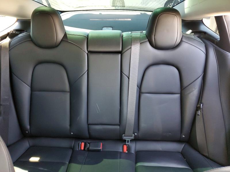 48086086 :رقم المزاد ، 5YJ3E1EA5JF059540 vin ، 2018 Tesla Model 3 مزاد بيع