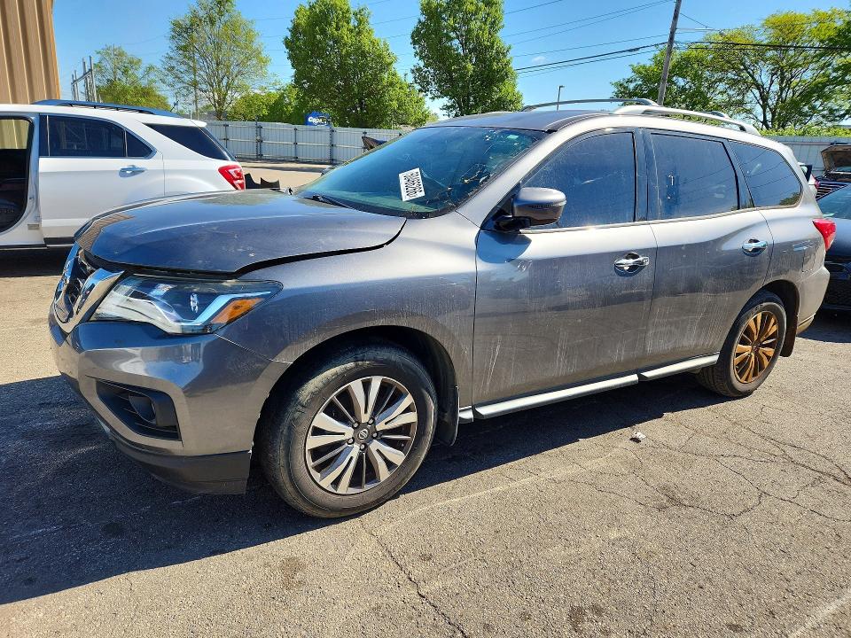 50466266 :رقم المزاد ، 5N1DR2MN8HC629858 vin ، 2017 Nissan Pathfinder مزاد بيع