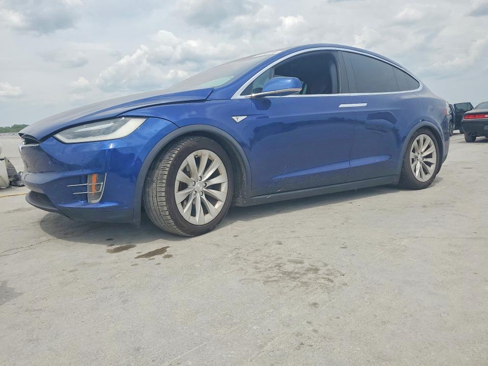 Продажа на аукционе авто 2016 Tesla Model X, vin: 5YJXCAE23GF003007, номер лота: 51162286