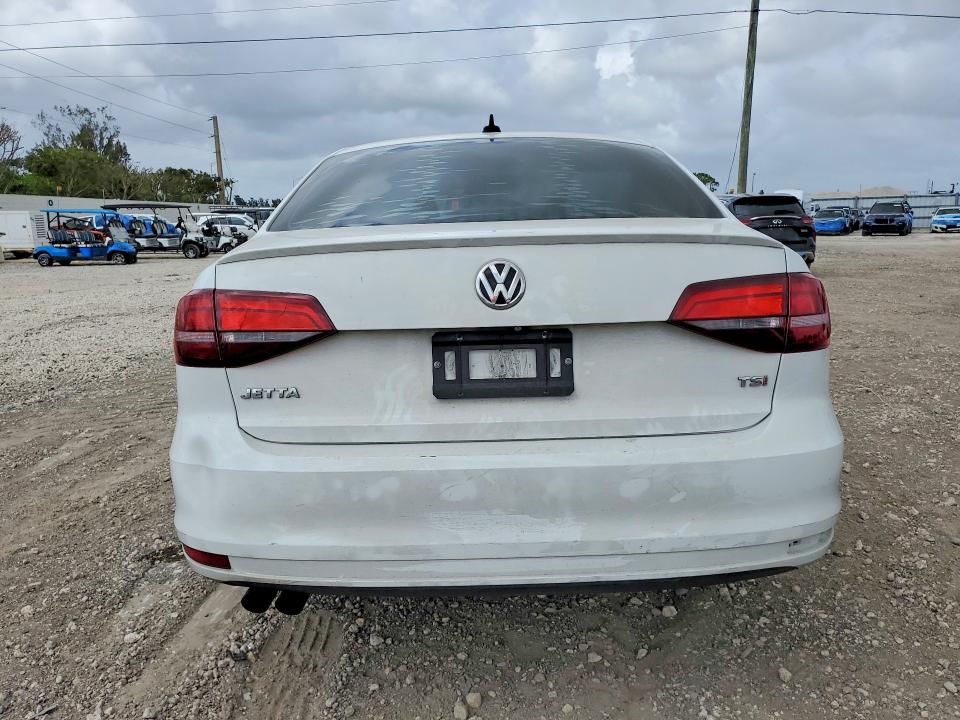 48633186 :رقم المزاد ، 3VWD17AJ8GM237659 vin ، 2016 Volkswagen Jetta مزاد بيع