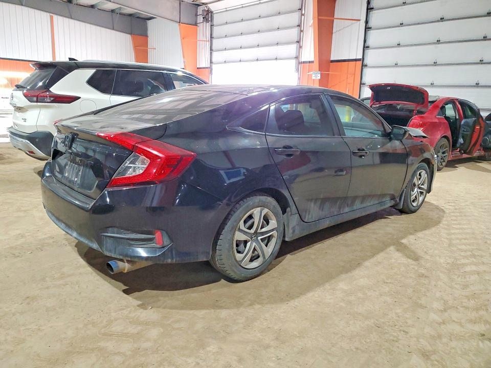 51121706 :رقم المزاد ، 2HGFC2F54JH013980 vin ، 2018 Honda Civic مزاد بيع