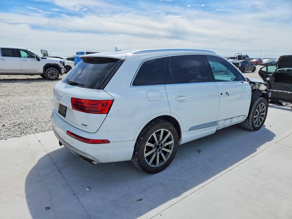 Продаж на аукціоні авто 2018 Audi Q7, vin: WA1LHAF78JD026267, номер лоту: 49082366