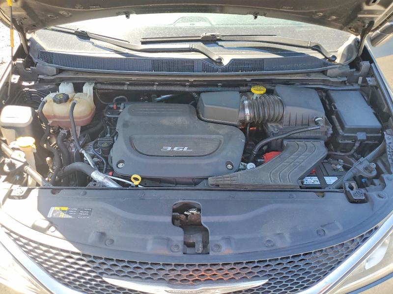 Продаж на аукціоні авто 2017 Chrysler Pacifica, vin: 2C4RC1GG3HR610354, номер лоту: 49917186