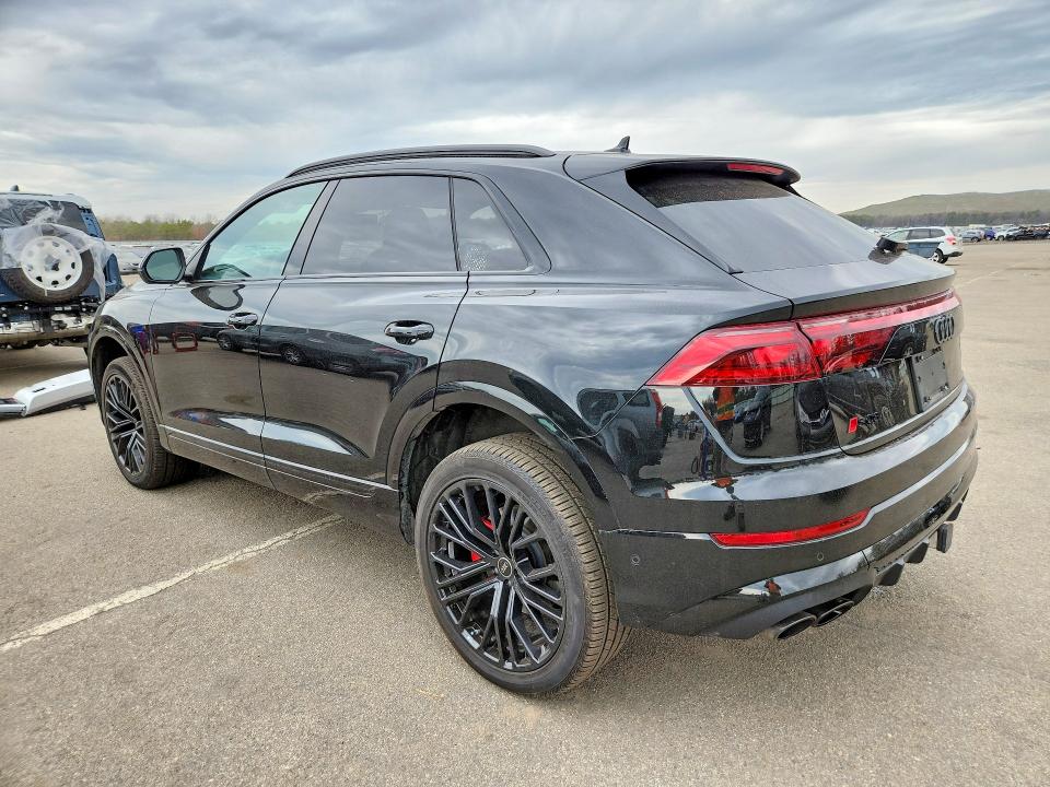 2025 Audi Sq8 მანქანა იყიდება აუქციონზე, vin: WA1CWBF16SD023005, აუქციონის ნომერი: 47608366