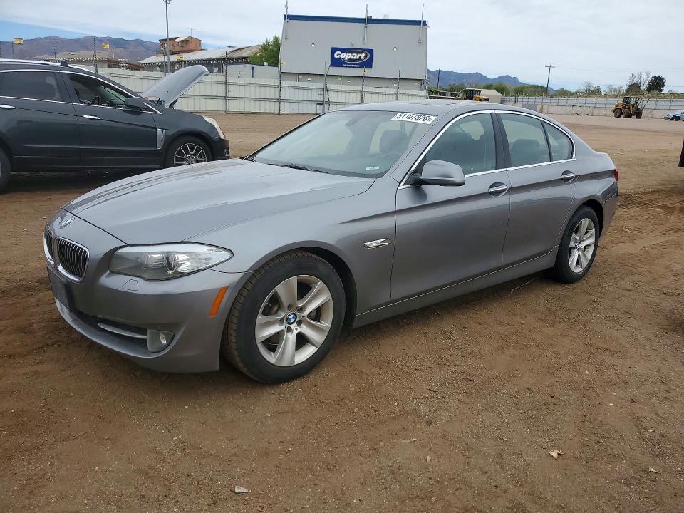 51107826 :رقم المزاد ، WBAXH5C57DDW16110 vin ، 2013 Bmw 528 مزاد بيع