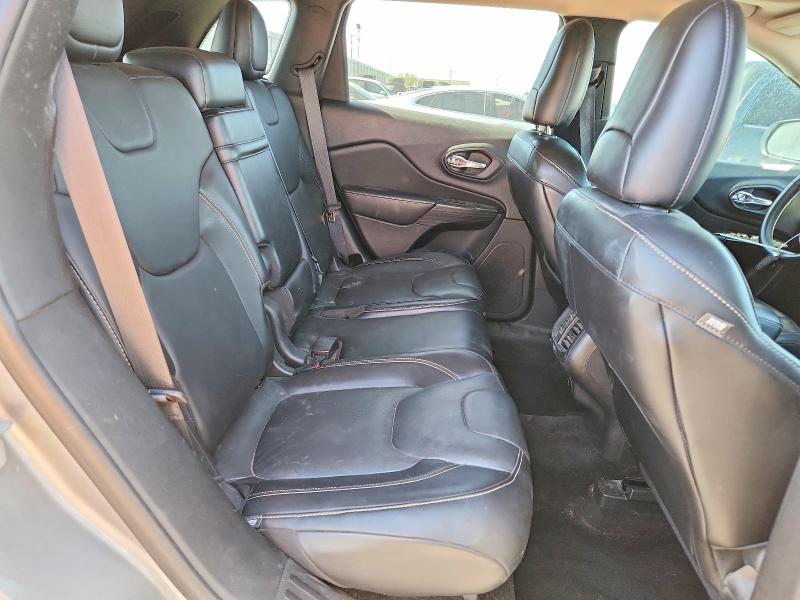 50939256 :رقم المزاد ، 1C4PJMDS9FW752235 vin ، 2015 Jeep Cherokee مزاد بيع