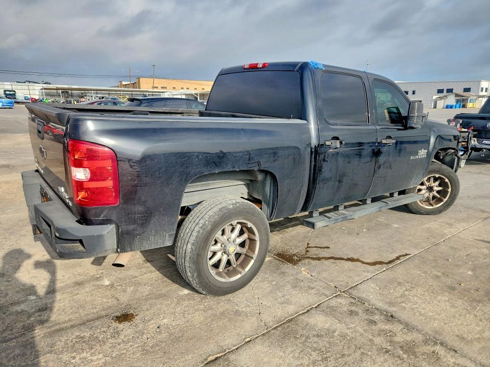 2011 Chevrolet Silverado მანქანა იყიდება აუქციონზე, vin: 3GCPCSE02BG273952, აუქციონის ნომერი: 49583616