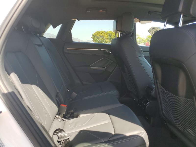 49630866 :رقم المزاد ، WA1DECF30R1190034 vin ، 2024 Audi Q3 مزاد بيع