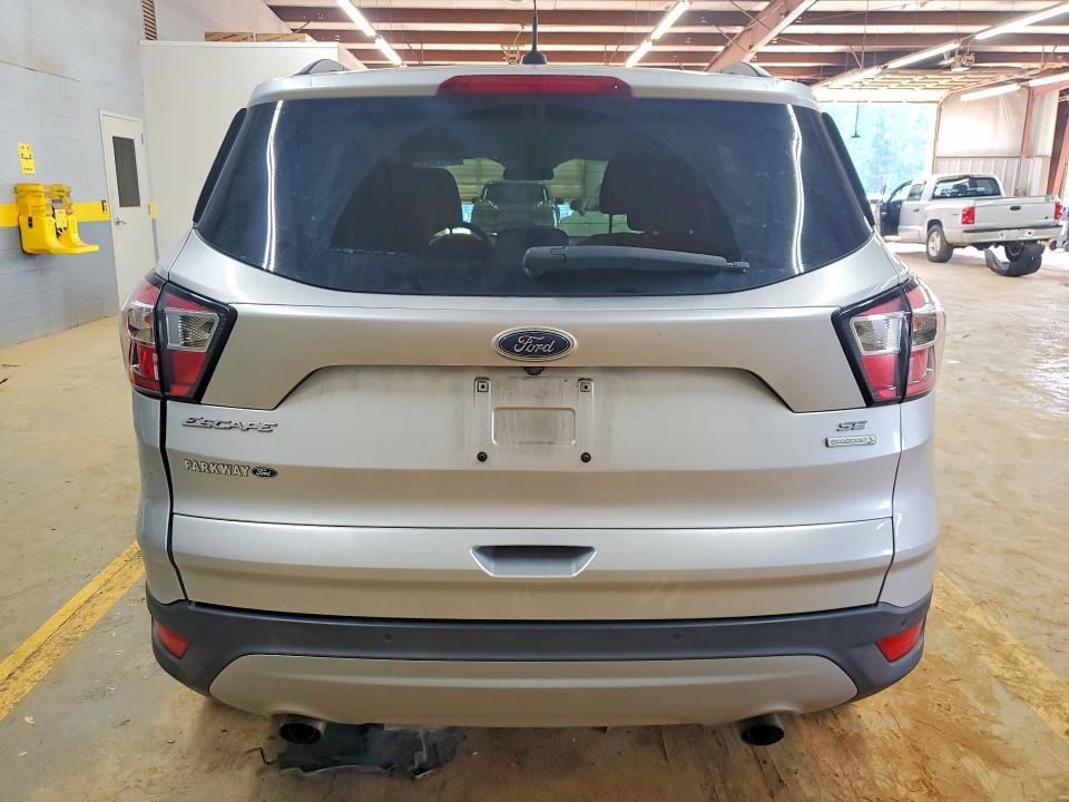 2017 Ford Escape მანქანა იყიდება აუქციონზე, vin: 1FMCU0GD7HUD34648, აუქციონის ნომერი: 51796926
