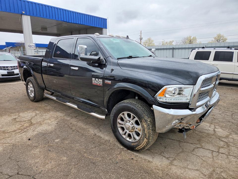 49332316 :رقم المزاد ، 3C6UR5NJ5JG293940 vin ، 2018 Ram 2500 مزاد بيع
