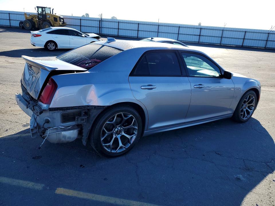 Продажа на аукционе авто 2018 Chrysler 300, vin: 2C3CCABG5JH137246, номер лота: 49820926