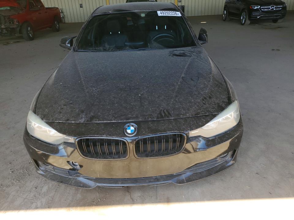 49202226 :رقم المزاد ، WBA3B1C5XFP830938 vin ، 2015 Bmw 320 مزاد بيع