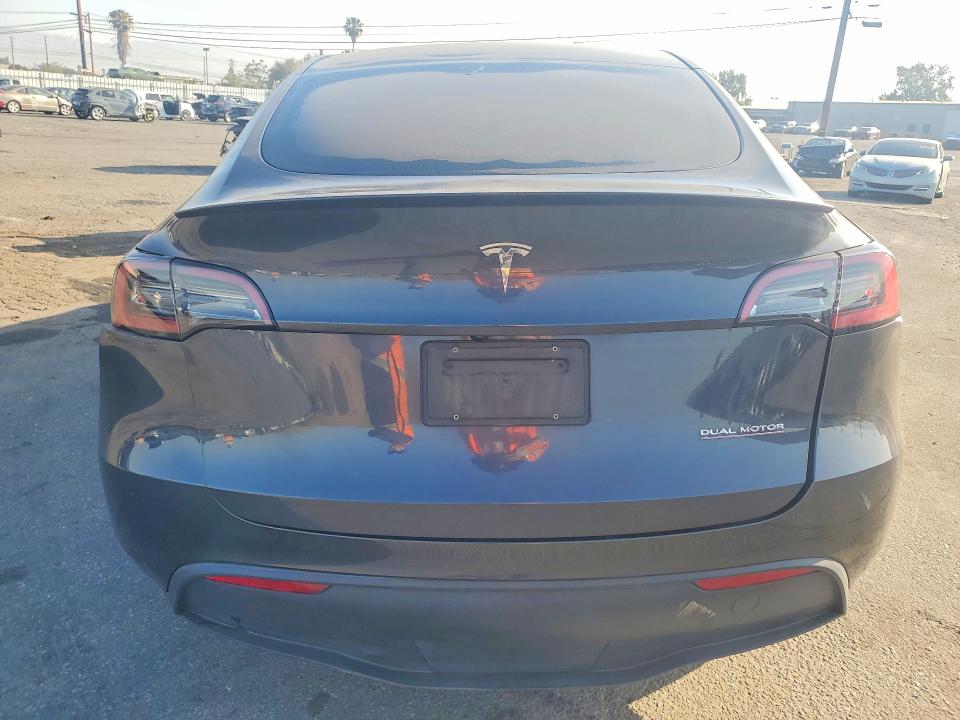 Продаж на аукціоні авто 2024 Tesla Model Y, vin: 7SAYGDEF8RF087408, номер лоту: 49022486