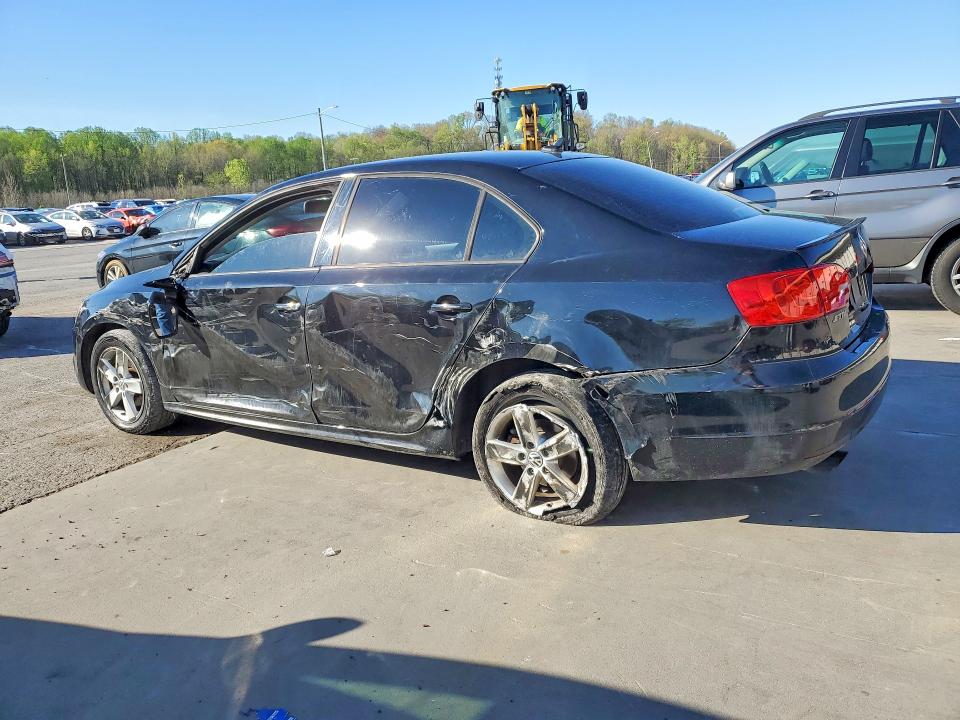 48674756 :رقم المزاد ، 3VWLL7AJ3CM002408 vin ، 2012 Volkswagen Jetta مزاد بيع