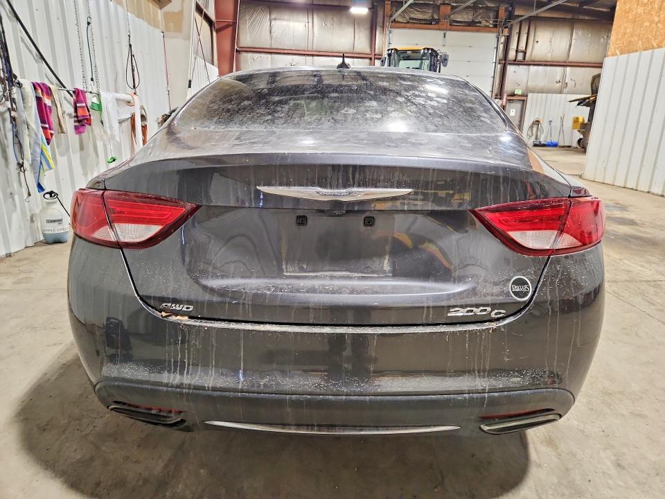 49665776 :رقم المزاد ، 1C3CCCEG4FN512372 vin ، 2015 Chrysler 200 مزاد بيع