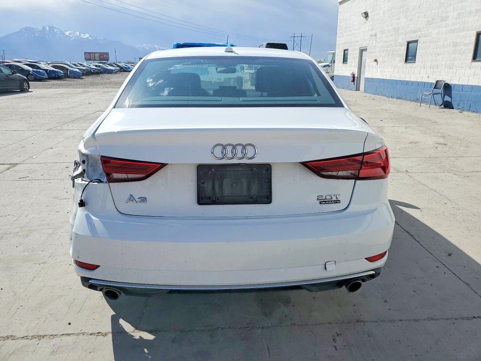 49273966 :رقم المزاد ، WAUB8GFF7H1011537 vin ، 2017 Audi A3 مزاد بيع
