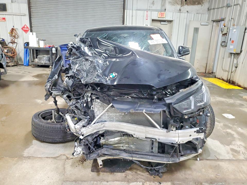 49785706 :رقم المزاد ، WBX63GM00S5380163 vin ، 2025 Bmw X2 مزاد بيع