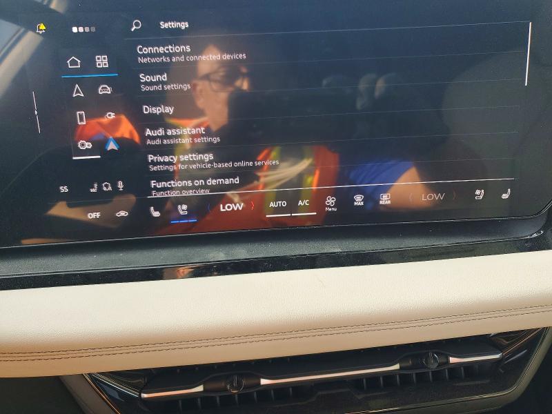 47879026 :رقم المزاد ، WA124BGF0SA028553 vin ، 2025 Audi Q6 E-tron مزاد بيع