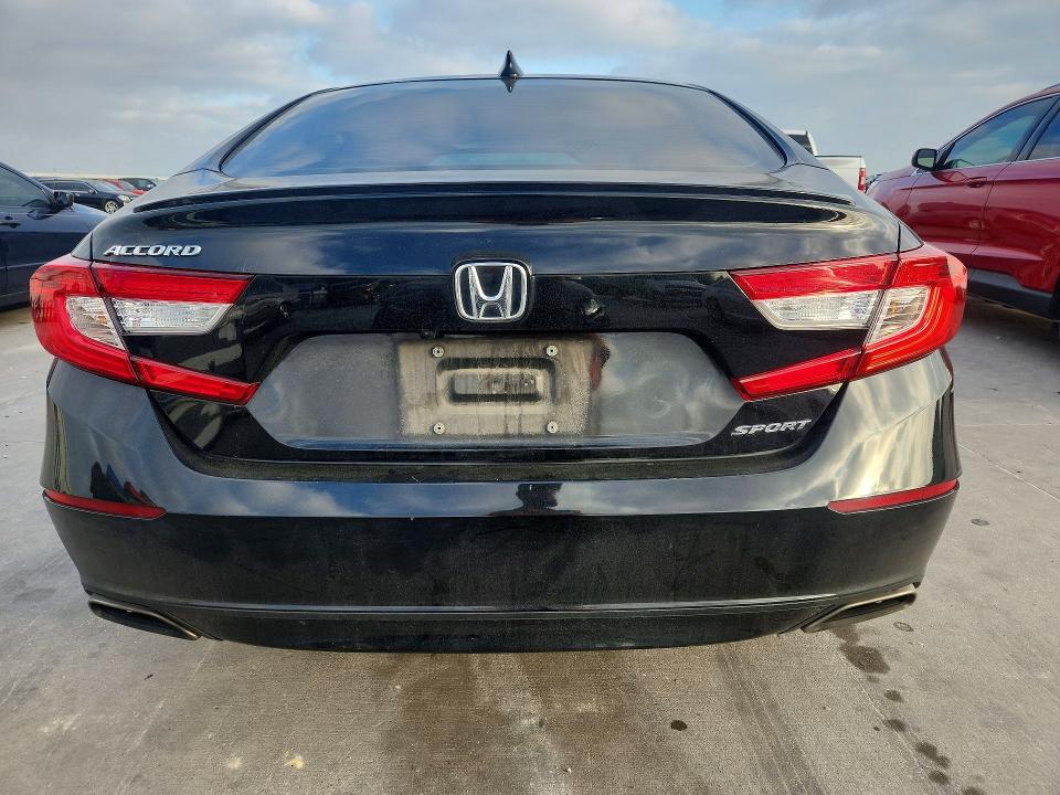 48711186 :رقم المزاد ، 1HGCV1F31NA063827 vin ، 2022 Honda Accord مزاد بيع