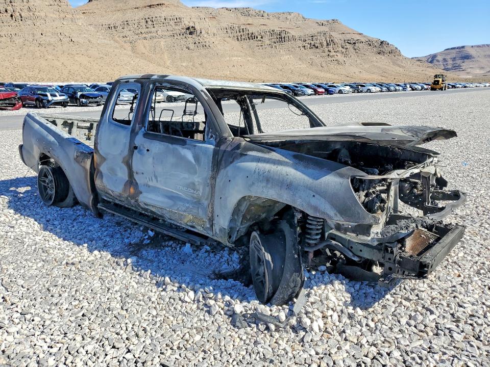 Продаж на аукціоні авто 2014 Toyota Tacoma, vin: 5TFTU4GN4EX063840, номер лоту: 51204796