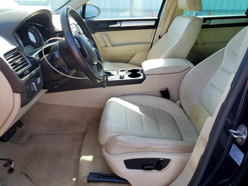 2013 Volkswagen Touareg მანქანა იყიდება აუქციონზე, vin: WVGEP9BP2DD004450, აუქციონის ნომერი: 50152496