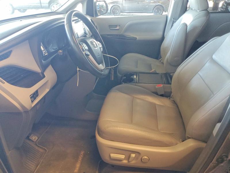2018 Toyota Sienna მანქანა იყიდება აუქციონზე, vin: 5TDYZ3DC6JS941028, აუქციონის ნომერი: 50369216