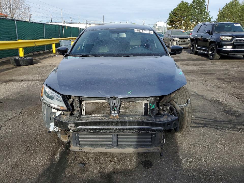 48746716 :رقم المزاد ، 3VWD17AJ1FM212763 vin ، 2015 Volkswagen Jetta مزاد بيع