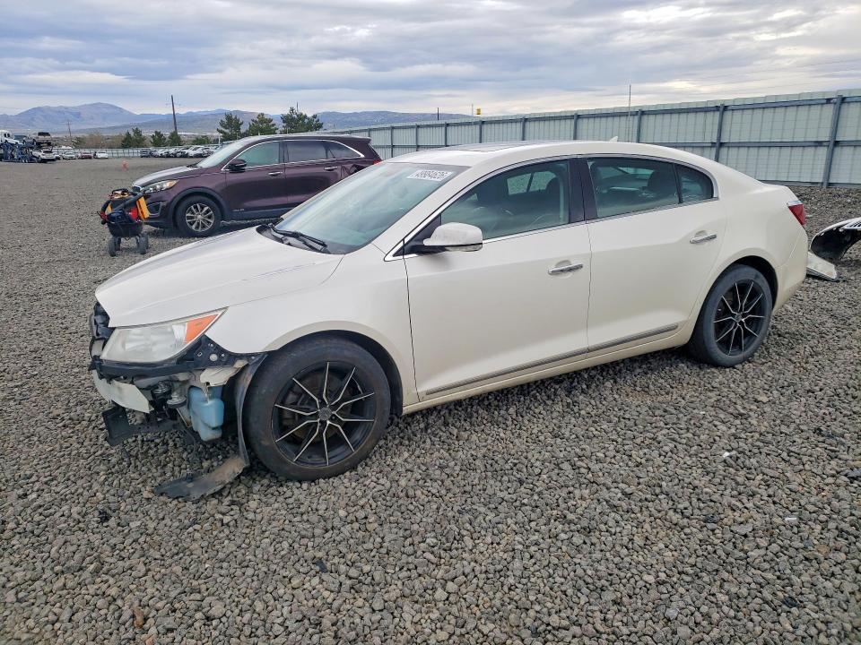 2013 Buick Lacrosse მანქანა იყიდება აუქციონზე, vin: 1G4GF5E33DF145206, აუქციონის ნომერი: 49984626