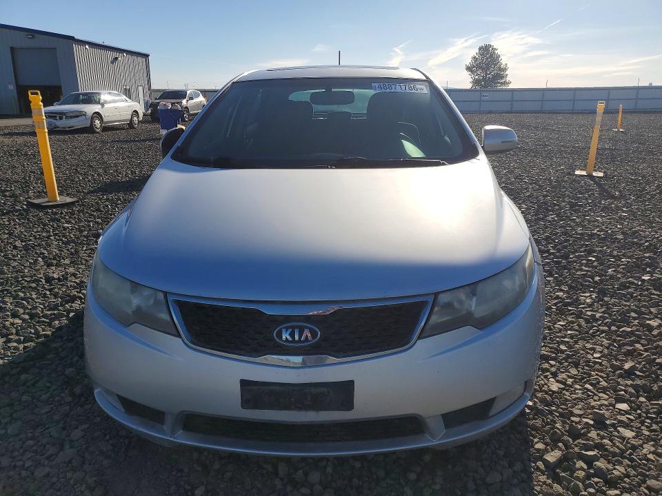 Продажа на аукционе авто 2011 Kia Forte5, vin: KNAFW5A32B5330028, номер лота: 48871786
