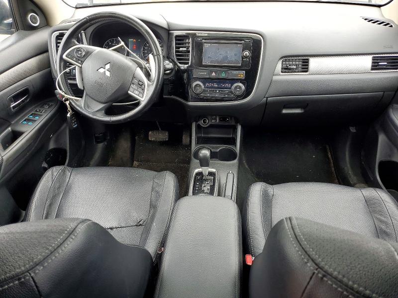2015 Mitsubishi Outlander მანქანა იყიდება აუქციონზე, vin: JA4JZ4AX0FZ602196, აუქციონის ნომერი: 50561766