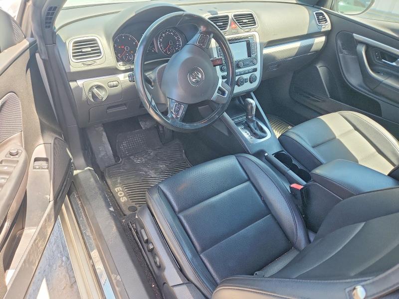 51420046 :رقم المزاد ، WVWBW8AH4FV001139 vin ، 2015 Volkswagen Eos مزاد بيع