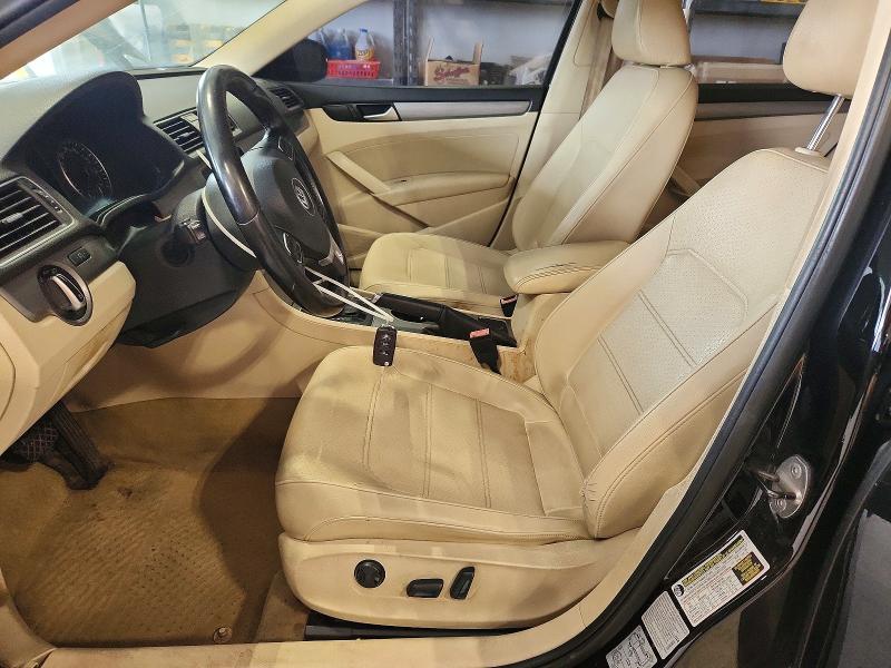 2015 Volkswagen Passat მანქანა იყიდება აუქციონზე, vin: 1VWBT7A32FC004797, აუქციონის ნომერი: 49994926