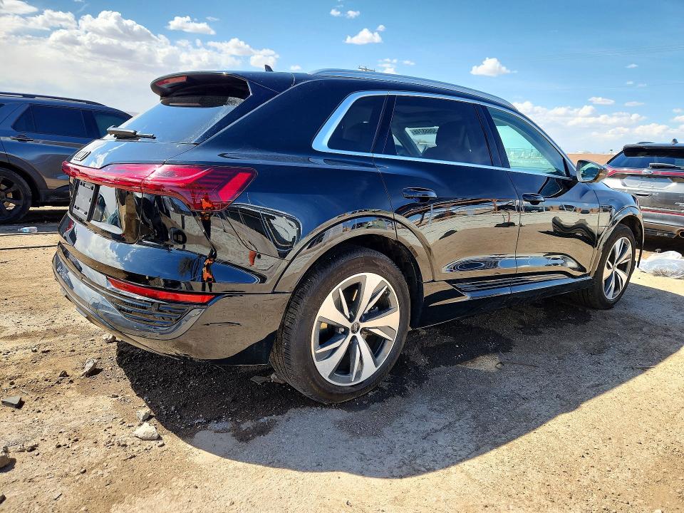 Продаж на аукціоні авто 2024 Audi Q8 E-tron, vin: WA15AAGE7RB005444, номер лоту: 50668746
