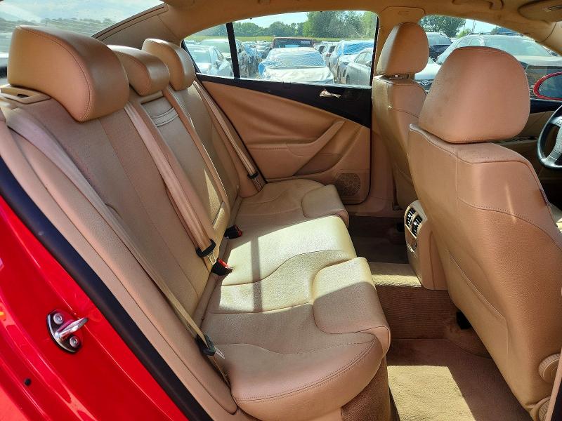 51078736 :رقم المزاد ، WVWAK73C88E130247 vin ، 2008 Volkswagen Passat 4d 2.0t Komfort مزاد بيع