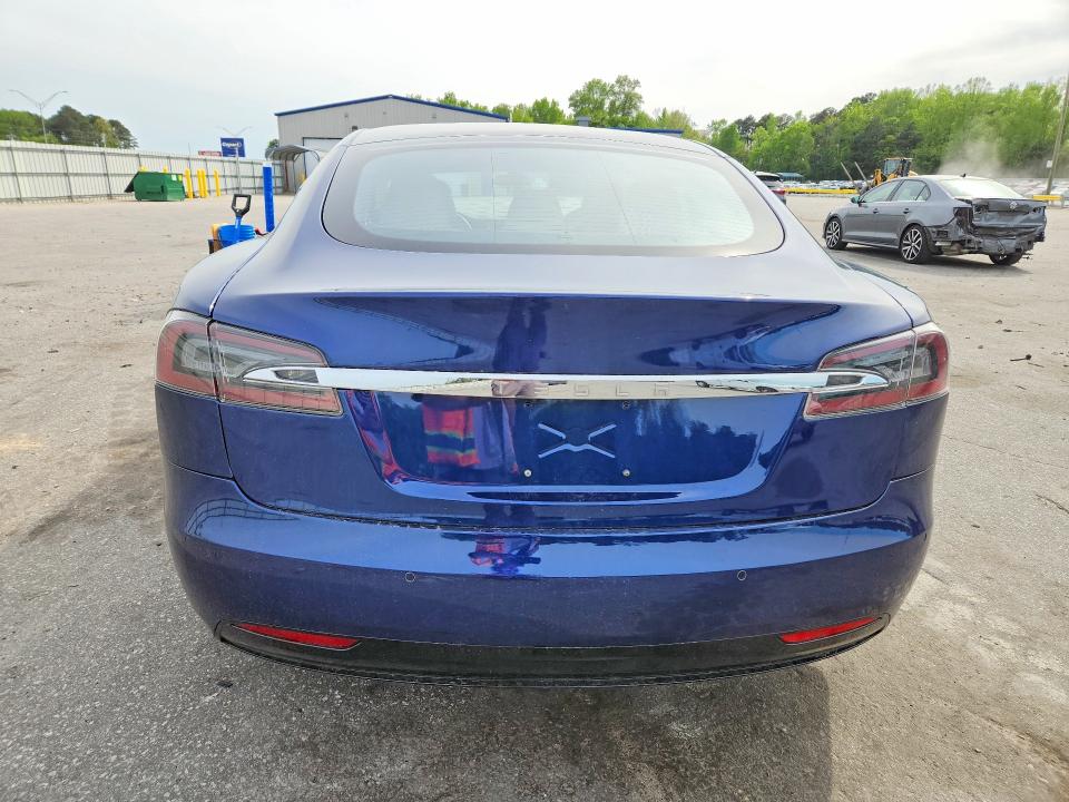 2018 Tesla Model S მანქანა იყიდება აუქციონზე, vin: 5YJSA1E22JF283980, აუქციონის ნომერი: 49216336