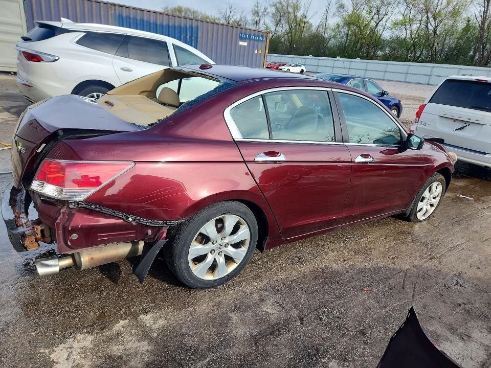 51716576 :رقم المزاد ، 1HGCP36808A084268 vin ، 2008 Honda Accord مزاد بيع