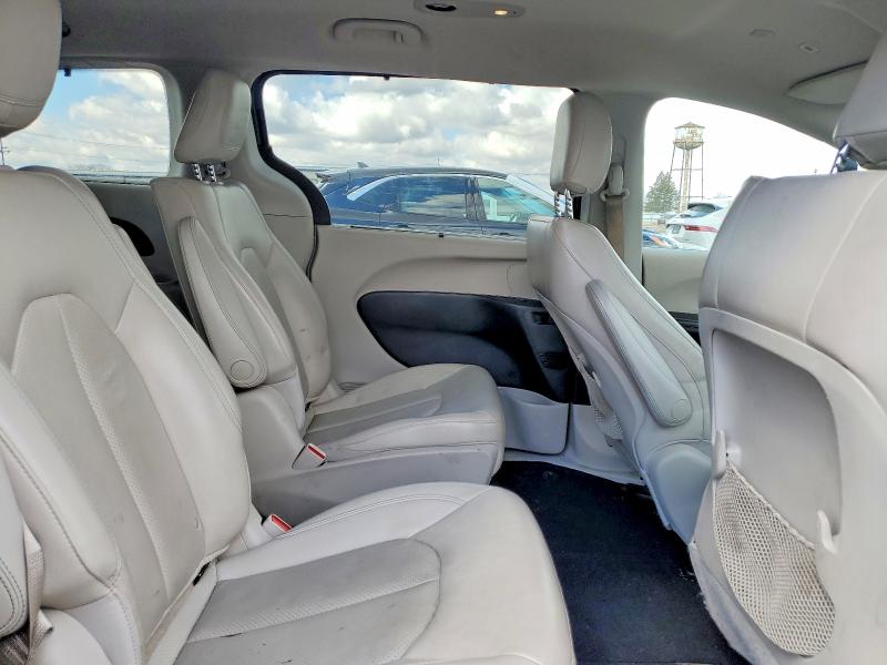 Продаж на аукціоні авто 2018 Chrysler Pacifica, vin: 2C4RC1L75JR364984, номер лоту: 47656796