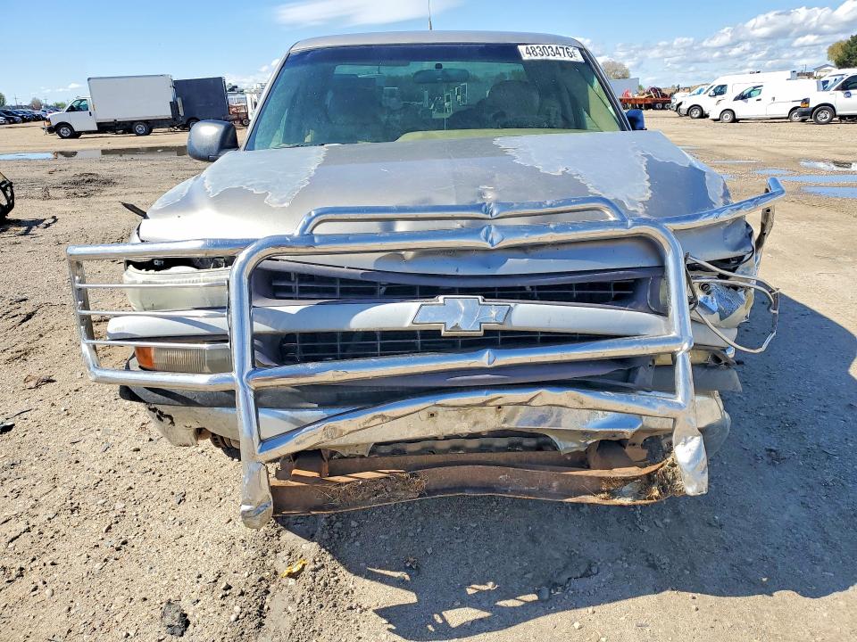 Продаж на аукціоні авто 2000 Chevrolet Silverado, vin: 1GCGK29U3YE235534, номер лоту: 48303476
