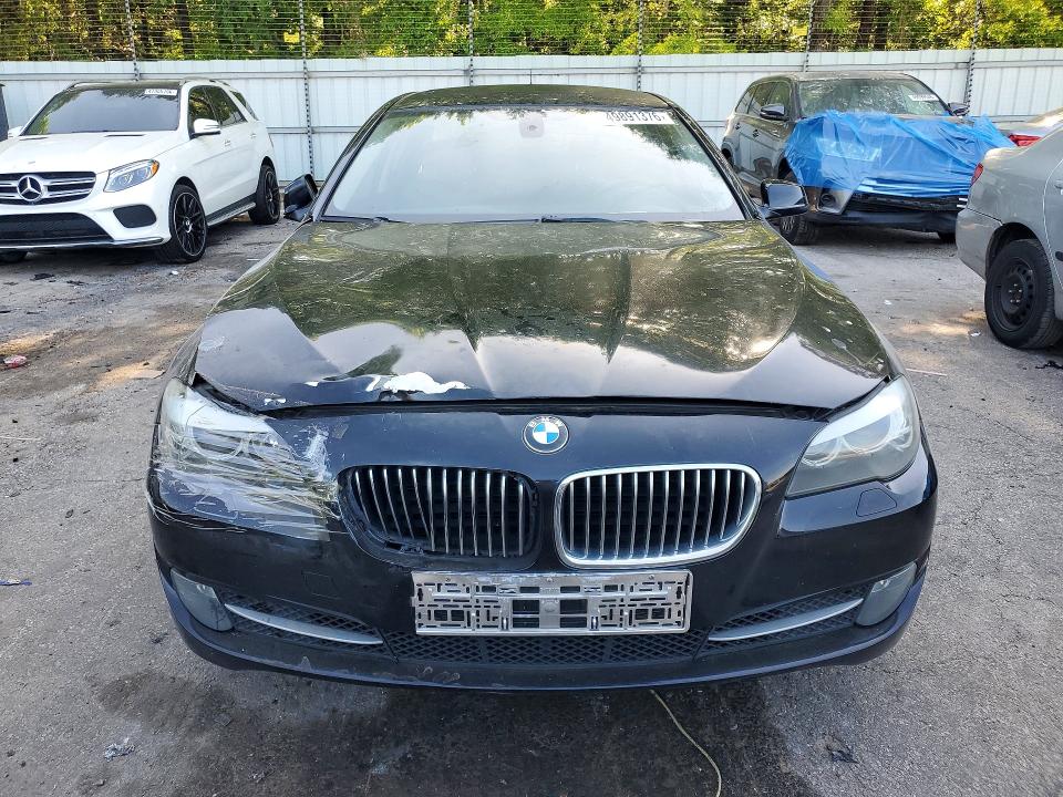 49891376 :رقم المزاد ، WBAFR1C59BC672070 vin ، 2011 Bmw 528 مزاد بيع